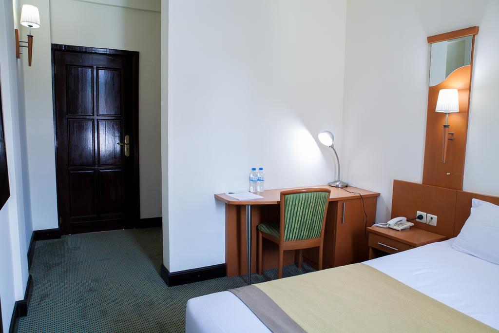 Gorillas City Centre Hotel Kigali Pokoj fotografie